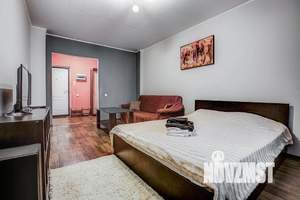 1-к квартира, посуточно, 40м2, 4/19 этаж