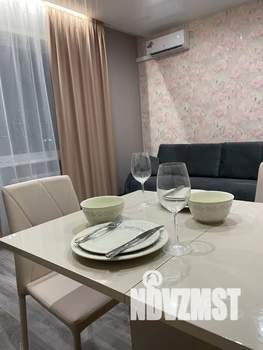 Студия квартира, посуточно, 32м2, 19/25 этаж