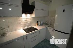 1-к квартира, посуточно, 37м2, 1/1 этаж