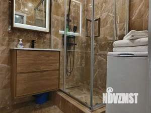 1-к квартира, посуточно, 42м2, 1/1 этаж