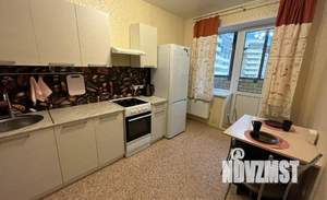 1-к квартира, посуточно, 38м2, 1/1 этаж