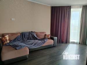 1-к квартира, посуточно, 49м2, 1/1 этаж