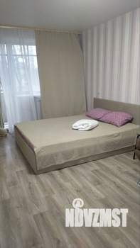 1-к квартира, посуточно, 30м2, 3/5 этаж