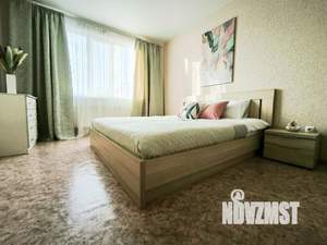 1-к квартира, посуточно, 68м2, 1/1 этаж