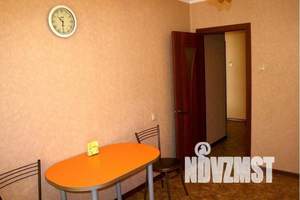 1-к квартира, посуточно, 43м2, 1/10 этаж