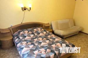 1-к квартира, посуточно, 43м2, 1/10 этаж