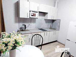 1-к квартира, посуточно, 38м2, 1/1 этаж