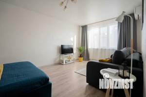 1-к квартира, посуточно, 37м2, 17/17 этаж