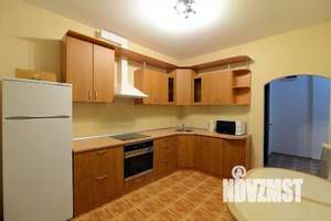 1-к квартира, посуточно, 49м2, 1/1 этаж