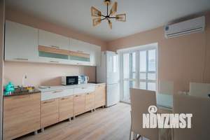 1-к квартира, посуточно, 41м2, 23/25 этаж