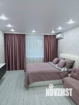 1-к квартира, посуточно, 47м2, 2/10 этаж