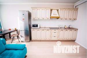 1-к квартира, посуточно, 45м2, 19/20 этаж