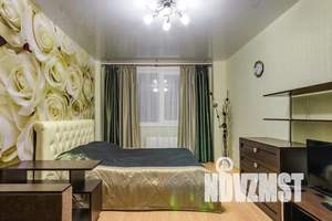 1-к квартира, посуточно, 42м2, 8/19 этаж