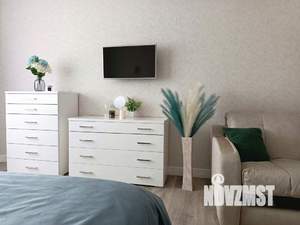 1-к квартира, посуточно, 67м2, 1/1 этаж