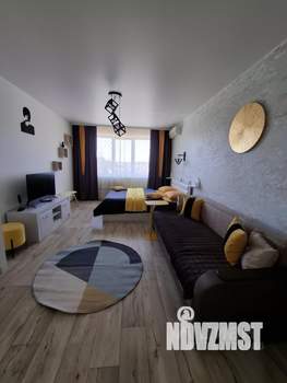 1-к квартира, посуточно, 40м2, 4/10 этаж