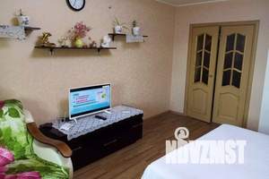 1-к квартира, посуточно, 46м2, 6/10 этаж