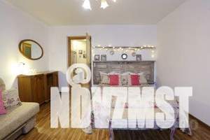 1-к квартира, посуточно, 47м2, 1/9 этаж