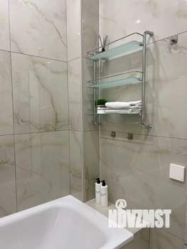 2-к квартира, посуточно, 47м2, 1/1 этаж