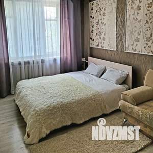 1-к квартира, посуточно, 30м2, 2/3 этаж