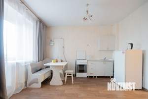 1-к квартира, посуточно, 40м2, 3/9 этаж