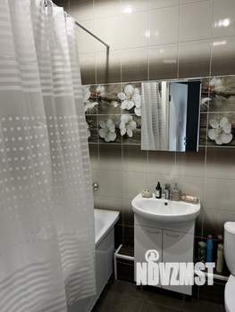 1-к квартира, посуточно, 44м2, 9/25 этаж