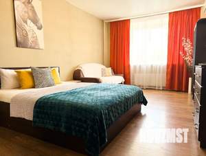 1-к квартира, посуточно, 44м2, 7/17 этаж