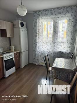 1-к квартира, посуточно, 37м2, 1/1 этаж