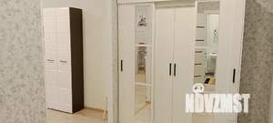 Студия квартира, посуточно, 37м2, 2/10 этаж