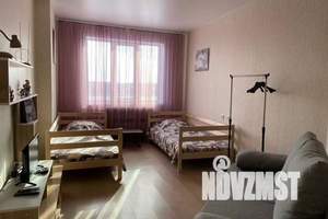 1-к квартира, посуточно, 38м2, 8/18 этаж