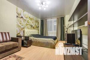 1-к квартира, посуточно, 42м2, 8/19 этаж