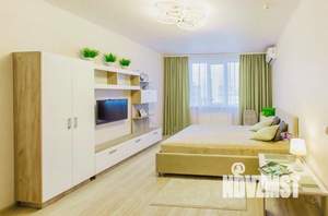 1-к квартира, посуточно, 40м2, 1/1 этаж