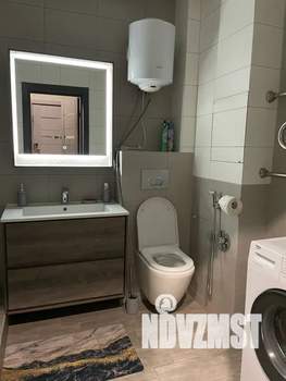 Студия квартира, посуточно, 32м2, 19/25 этаж