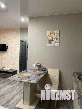 Студия квартира, посуточно, 32м2, 19/25 этаж