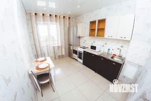 1-к квартира, посуточно, 43м2, 1/1 этаж