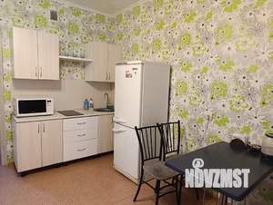 1-к квартира, посуточно, 45м2, 18/25 этаж