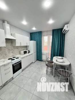 1-к квартира, посуточно, 44м2, 2/25 этаж