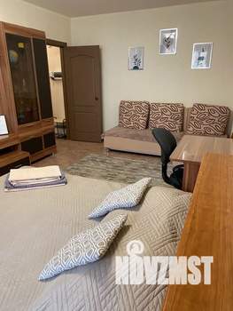 1-к квартира, посуточно, 38м2, 6/10 этаж