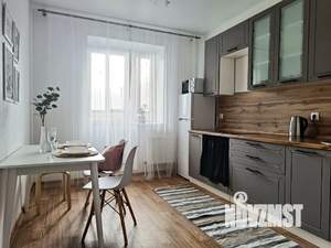 1-к квартира, посуточно, 40м2, 4/15 этаж