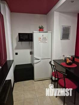Студия квартира, посуточно, 32м2, 2/16 этаж