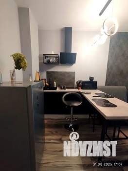 Студия квартира, посуточно, 30м2, 10/10 этаж