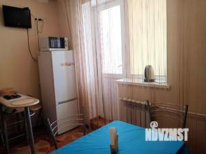 1-к квартира, посуточно, 47м2, 7/17 этаж