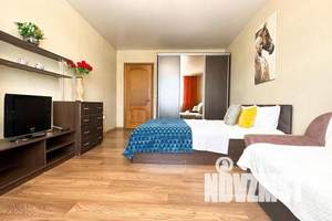 1-к квартира, посуточно, 43м2, 7/17 этаж