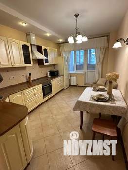 1-к квартира, посуточно, 53м2, 7/17 этаж