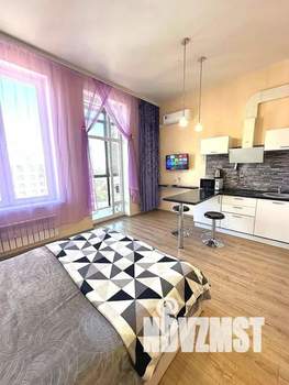 Студия квартира, посуточно, 32м2, 16/16 этаж