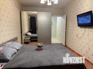 1-к квартира, посуточно, 40м2, 4/10 этаж