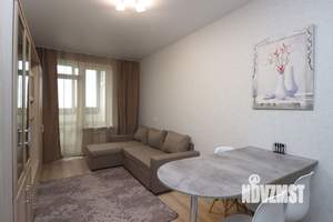2-к квартира, посуточно, 44м2, 20/25 этаж
