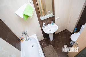 1-к квартира, посуточно, 42м2, 1/1 этаж