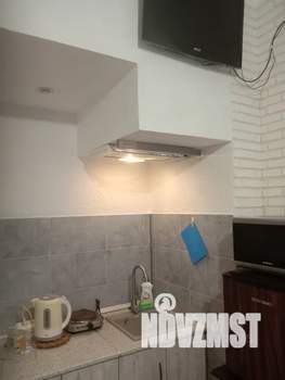Студия квартира, посуточно, 12м2, 1/5 этаж