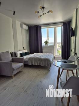 Студия квартира, посуточно, 31м2, 10/19 этаж