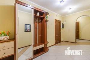 2-к квартира, посуточно, 70м2, 1/1 этаж